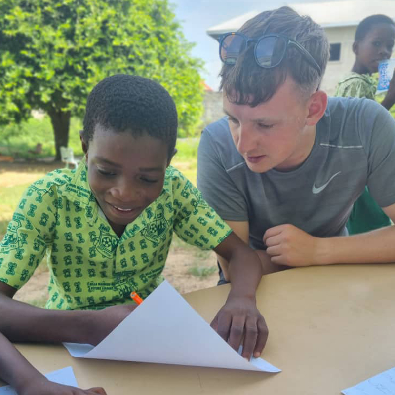 Children__0000s_0002_Bless-School